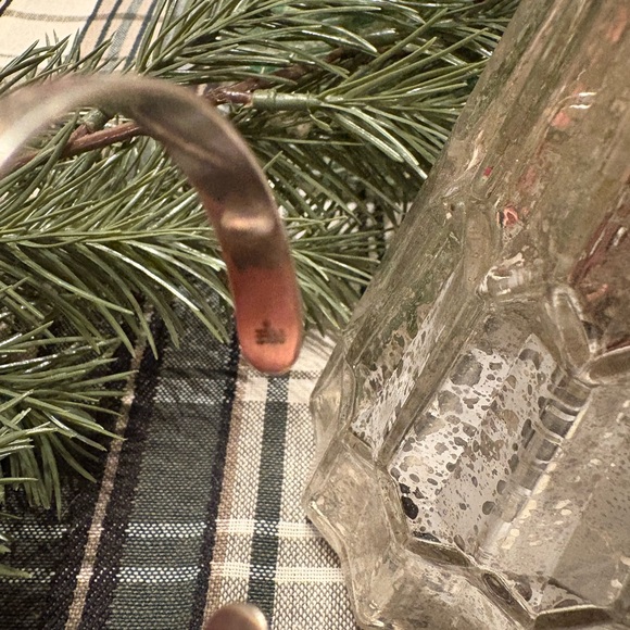 James Avery Silver Engraved Child’s Bangle Bracelet - Picture 4 of 6